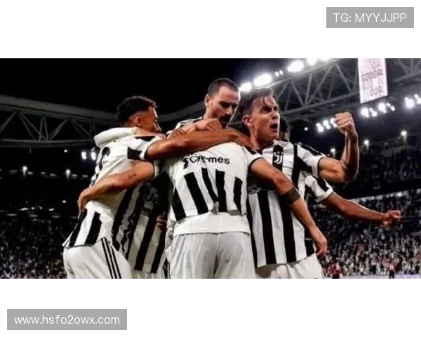 C罗与迪巴拉的巅峰对决谁将成为足球历史的新传奇 C罗与迪巴拉的巅峰对决谁将成为足球历史的新传奇