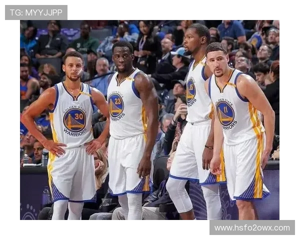 勇士与篮网激战正酣比分背后揭示两队实力对比与战术博弈 勇士与篮网激战正酣比分背后揭示两队实力对比与战术博弈