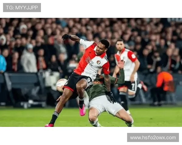 格罗宁根与精英的精彩对决揭示足球战术与团队合作的魅力