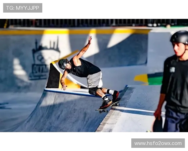 北京滑板队在世界攀岩锦标赛中以56分稳居积分榜首位