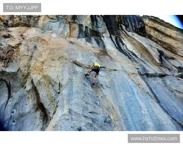 南京攀岩队灵活性研究:技术与策略的完美结合与提升探讨 南京攀岩队灵活性研究:技术与策略的完美结合与提升探讨