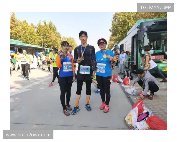 张伟专访：滑板人生的起伏与坚持的故事分享